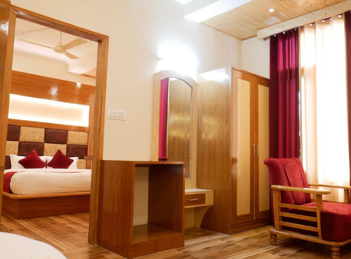 New Ambika International Mall Road Hotel Манали Экстерьер фото